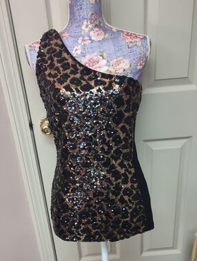 Cache One-Shoulder Sequin Leopard Print Top in Black and Brown